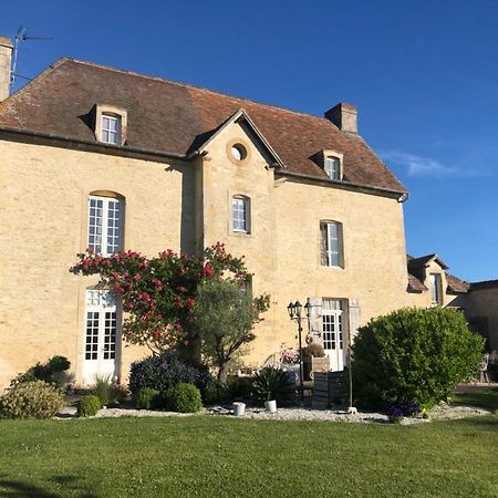 Domaine "Les Bois Flottes" Dans Maison De Charme Au Bord De Mer Et Proche De Cabourg 玛维尔弗朗斯维尔 外观 照片