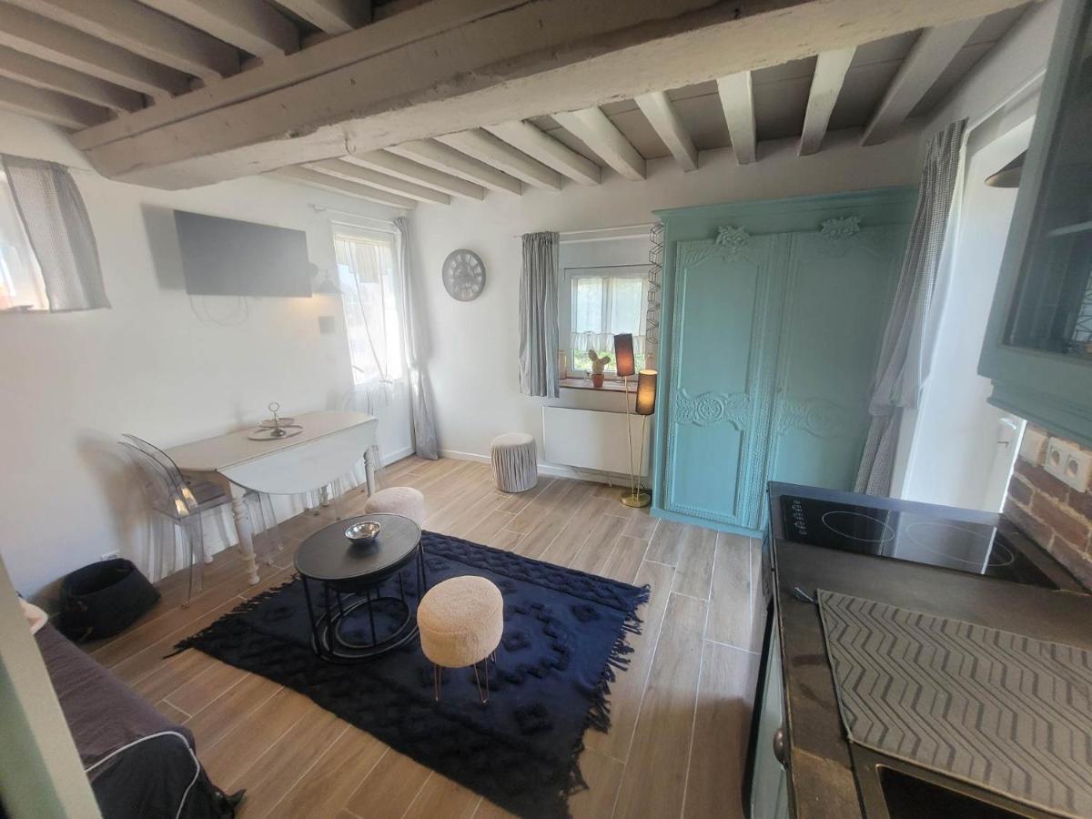 Domaine "Les Bois Flottes" Dans Maison De Charme Au Bord De Mer Et Proche De Cabourg 玛维尔弗朗斯维尔 外观 照片